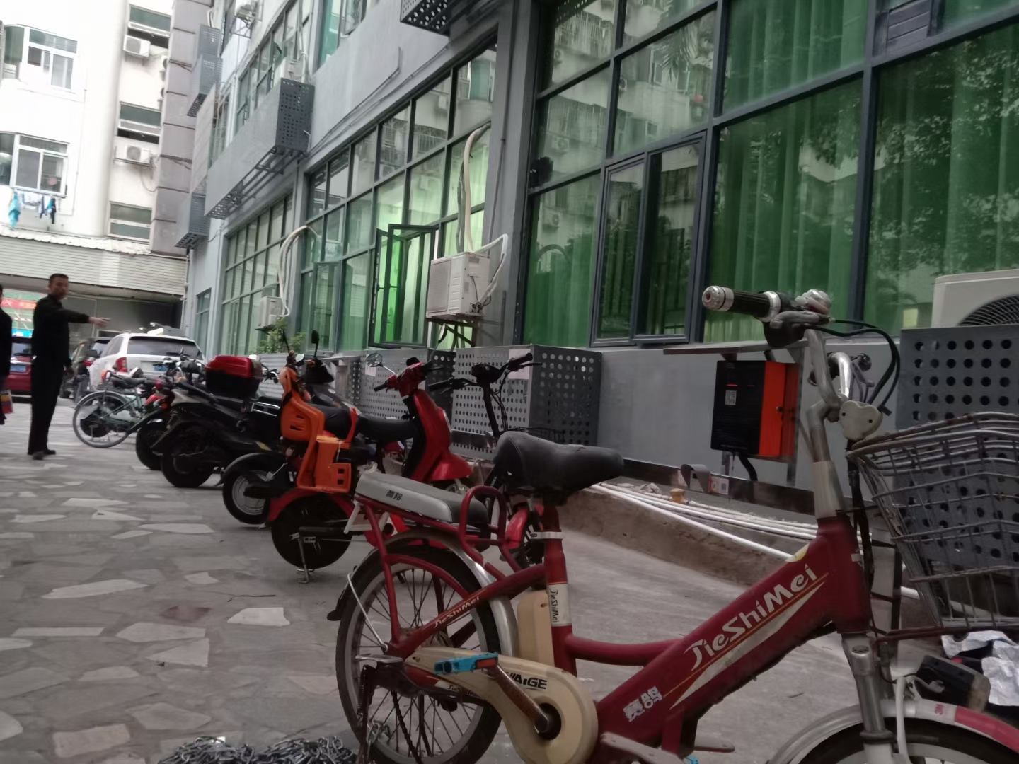 电单车充电桩-电动车充电站-电瓶车充电桩-深圳市睿通信息有限公司