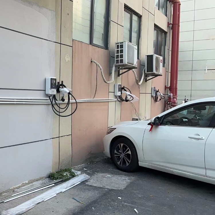 潍坊即将实现数千电动车充电桩的投运